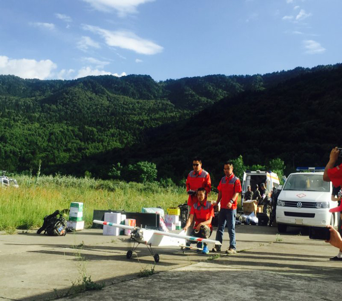 航測(cè)無人機(jī)助力九寨溝災(zāi)區(qū)成功獲取首批震后高分辨率影像 航測(cè)無人機(jī)助力九寨溝災(zāi)區(qū)成功獲取首批震后高分辨率影像